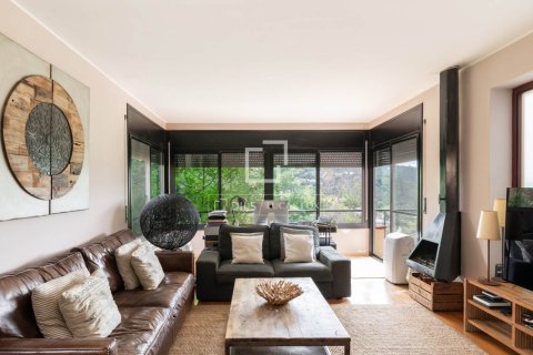 4 bedrooms villa for sale in Sant Cugat Del Valles, Barcelona, Catalonia, Spain № 9104 - photo 3