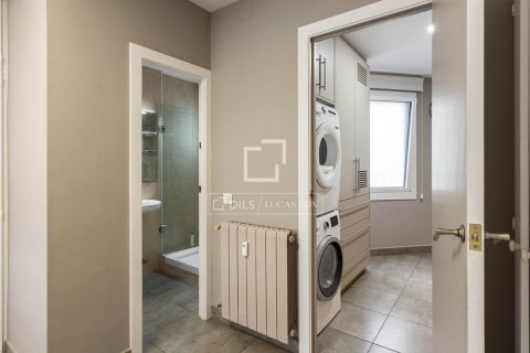 4 bedrooms penthouse for sale in Barcelona, Catalonia, Spain № 9207 - photo 20