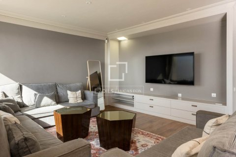 4 bedrooms penthouse for sale in Barcelona, Catalonia, Spain № 9207 - photo 9