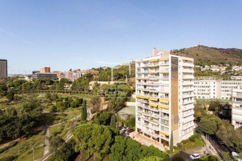 4 bedrooms penthouse for sale in Barcelona, Catalonia, Spain № 9207 - photo 28