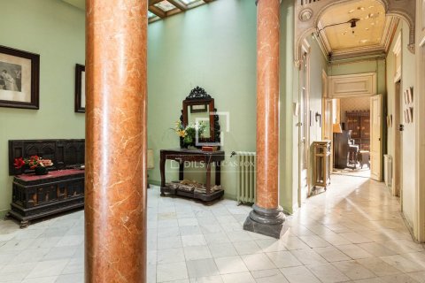 6 bedrooms apartment for sale in Barcelona, Catalonia, Spain № 9227 - photo 7