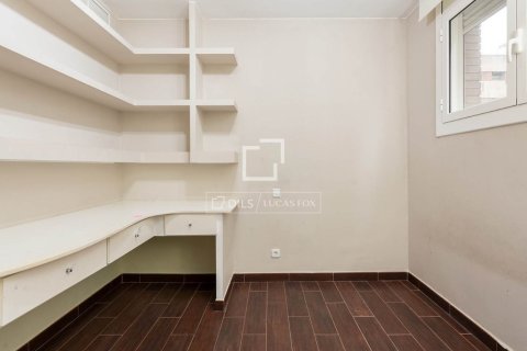 Apartamento de 3 dormitorios en venta en Barcelona, Cataluña, Spain № 9208 - foto 28