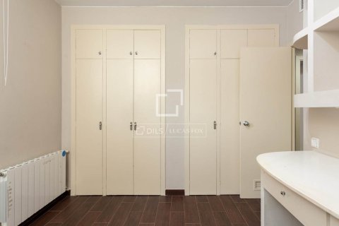 Apartamento de 3 dormitorios en venta en Barcelona, Cataluña, Spain № 9208 - foto 29