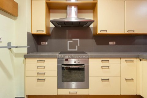 Apartamento de 3 dormitorios en venta en Barcelona, Cataluña, Spain № 9208 - foto 10