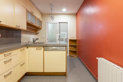 Apartamento de 3 dormitorios en venta en Barcelona, Cataluña, Spain № 9208 - foto 12