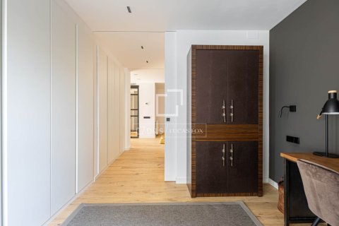 5 bedrooms apartment for sale in Barcelona, Catalonia, Spain № 9109 - photo 26