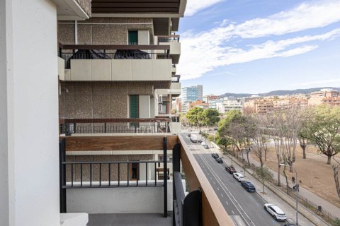 5 bedrooms apartment for sale in Barcelona, Catalonia, Spain № 9109 - photo 5