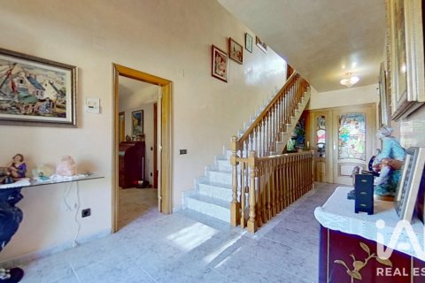 5 bedrooms house for sale in El Vendrell, Tarragona, Catalonia, Spain № 9137 - photo 5