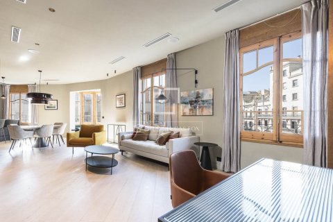 3 bedrooms apartment for rent in Barcelona, Catalonia, Spain № 9174 - photo 12