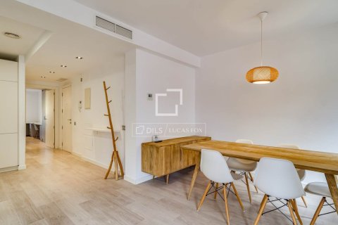 2 bedrooms apartment for sale in Barcelona, Catalonia, Spain № 9160 - photo 2