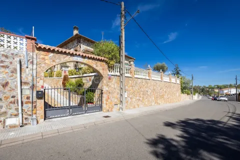 4 bedrooms house for sale in Fogars de la Selva, Barcelona, Catalonia, Spain № 9177
