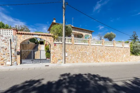 4 bedrooms house for sale in Fogars de la Selva, Barcelona, Catalonia, Spain № 9177 - photo 11