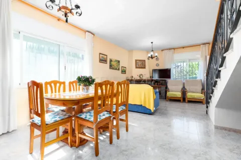 4 bedrooms house for sale in Fogars de la Selva, Barcelona, Catalonia, Spain № 9177 - photo 2