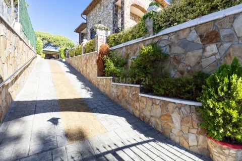 4 bedrooms house for sale in Fogars de la Selva, Barcelona, Catalonia, Spain № 9177 - photo 14