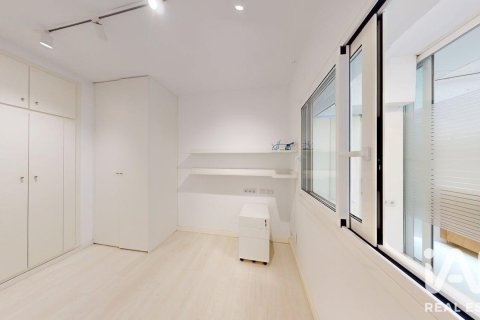 3 bedrooms apartment for sale in Sant Pol de Mar, Barcelona, Catalonia, Spain № 9189 - photo 5