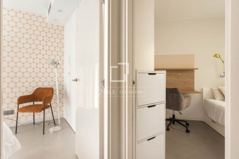 3 bedrooms apartment for rent in Barcelona, Catalonia, Spain № 9063 - photo 19