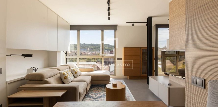 3 bedrooms apartment for rent in Barcelona, Catalonia, Spain № 9063