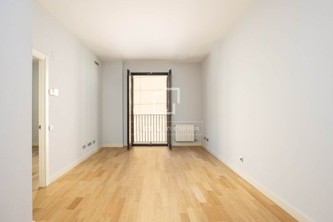 2 bedrooms apartment for sale in Barcelona, Catalonia, Spain № 9213 - photo 6
