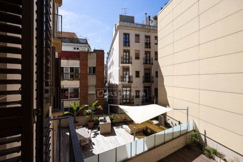 2 bedrooms apartment for sale in Barcelona, Catalonia, Spain № 9213 - photo 30