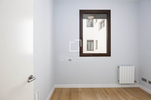 2 bedrooms apartment for sale in Barcelona, Catalonia, Spain № 9213 - photo 14