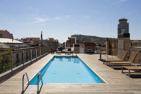 2 bedrooms apartment for sale in Barcelona, Catalonia, Spain № 9213 - photo 2