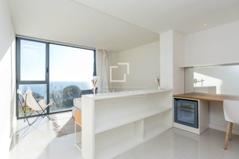 Снять в аренду виллу в Кастельдефельс, Испания с 6 спален, 400м², № 9272 - фото 24