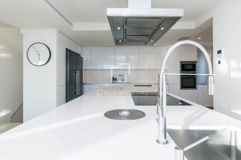 Снять в аренду виллу в Кастельдефельс, Испания с 6 спален, 400м², № 9272 - фото 10