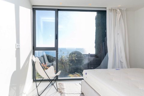 Снять в аренду виллу в Кастельдефельс, Испания с 6 спален, 400м², № 9272 - фото 25