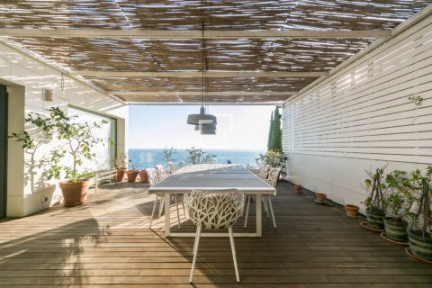 Снять в аренду виллу в Кастельдефельс, Испания с 6 спален, 400м², № 9272 - фото 6
