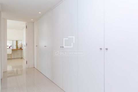 Снять в аренду виллу в Кастельдефельс, Испания с 6 спален, 400м², № 9272 - фото 18