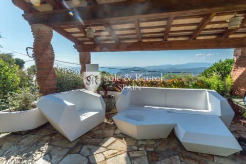 1007 m² land plot à vendre à Lloret de Mar, Girona, Catalonia, Spain № 6684 - photo 4
