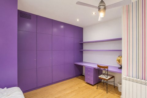 Купить квартиру в Барселона, Испания с 4 спальни, 140м², № 9046 - фото 19