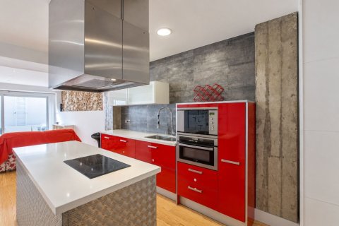 Купить квартиру в Барселона, Испания с 4 спальни, 140м², № 9046 - фото 5