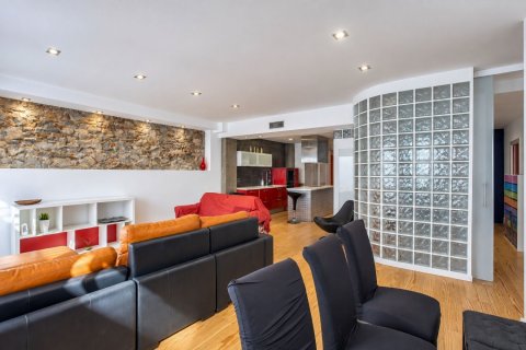 Купить квартиру в Барселона, Испания с 4 спальни, 140м², № 9046 - фото 9