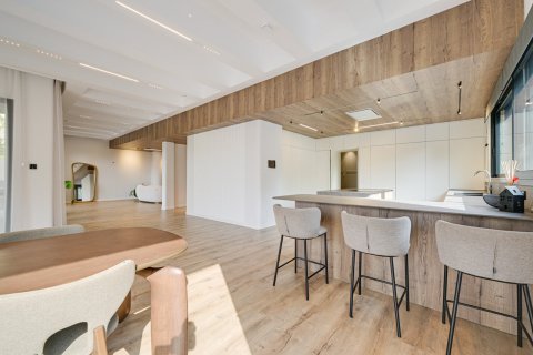 5 bedrooms villa for sale in Sant Cugat Del Valles, Barcelona, Catalonia, Spain № 9148 - photo 18