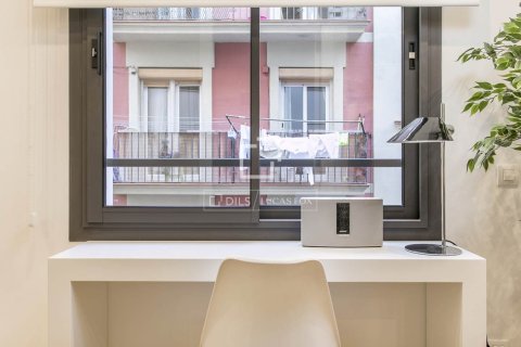 1 bedroom apartment for sale in Barcelona, Catalonia, Spain № 9053 - photo 3