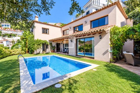 5 bedrooms villa for sale in Sitges, Barcelona, Catalonia, Spain № 9255