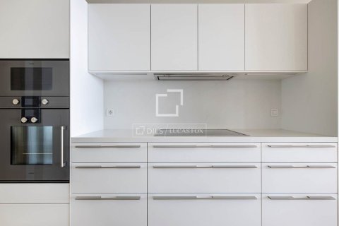 Снять в аренду виллу в Барселона, Испания с 7 спален, 569м², № 9271 - фото 16