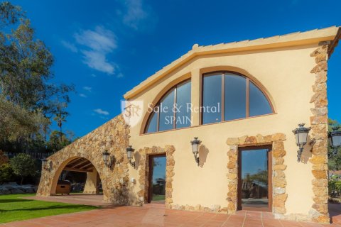 4 bedrooms house for sale in Blanes, Girona, Catalonia, Spain № 6762 - photo 3