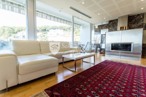 4 bedrooms house for sale in Lloret de Mar, Girona, Catalonia, Spain № 6741 - photo 26