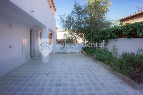 Сasa de 2 dormitorios en venta en Sant Feliu de Guíxols, Gerona, Cataluña, Spain № 7150 - foto 27