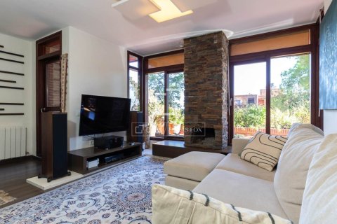 4 bedrooms apartment for sale in Sant Just Desvern, Barcelona, Catalonia, Spain № 9155 - photo 2