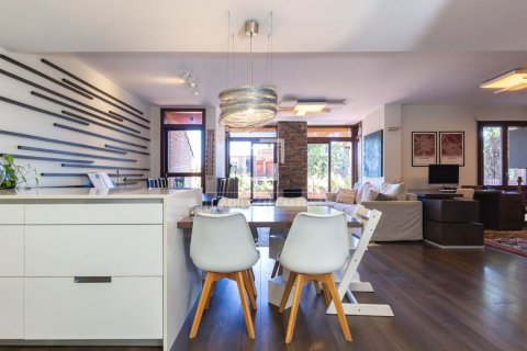 4 bedrooms apartment for sale in Sant Just Desvern, Barcelona, Catalonia, Spain № 9155 - photo 18