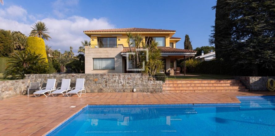 5 bedrooms villa for sale in Alella, Barcelona, Catalonia, Spain № 9120