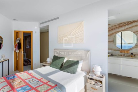 4 bedrooms villa for sale in Sant Pol de Mar, Barcelona, Catalonia, Spain № 9057 - photo 20