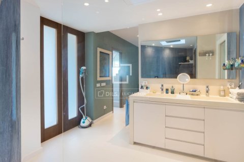 4 bedrooms villa for sale in Sant Pol de Mar, Barcelona, Catalonia, Spain № 9057 - photo 15
