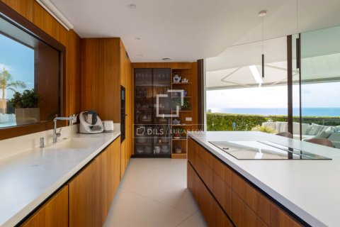 4 bedrooms villa for sale in Sant Pol de Mar, Barcelona, Catalonia, Spain № 9057 - photo 12