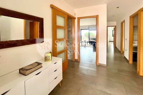 222 sq.m. house for sale in Lloret de Mar, Girona, Catalonia, Spain № 6697 - photo 8