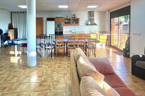 222 sq.m. house for sale in Lloret de Mar, Girona, Catalonia, Spain № 6697 - photo 25