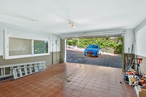 Купить виллу в Кабрильс, Испания с 4 спальни, 419м², № 9212 - фото 20